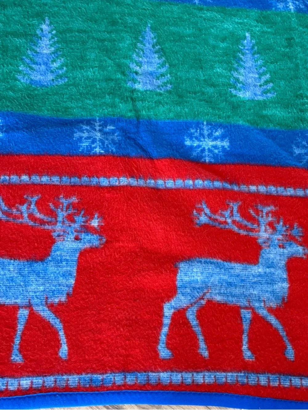 Vintage Biederlack Throw Blanket Christmas Reindeer Holiday Acrylic‎ 63”x76” USA